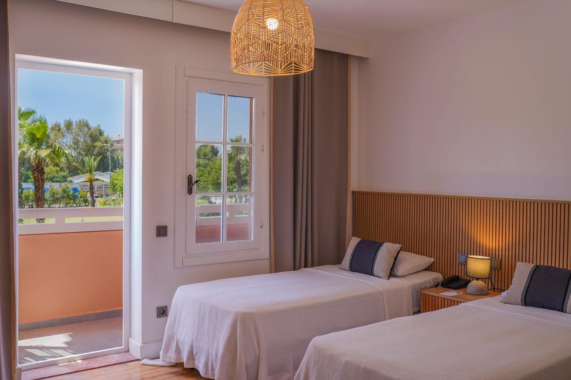 Hotel Club-E Fethiye Exterior foto