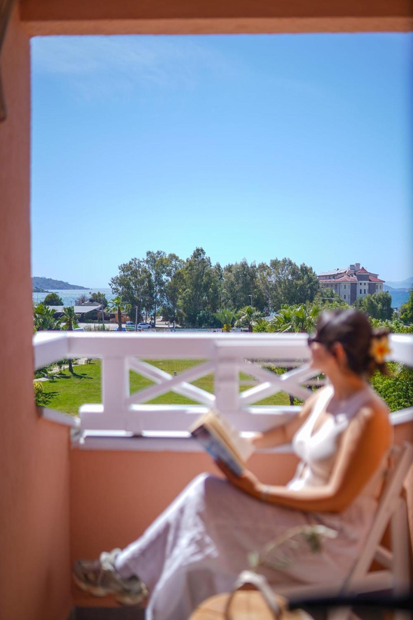 Hotel Club-E Fethiye Exterior foto